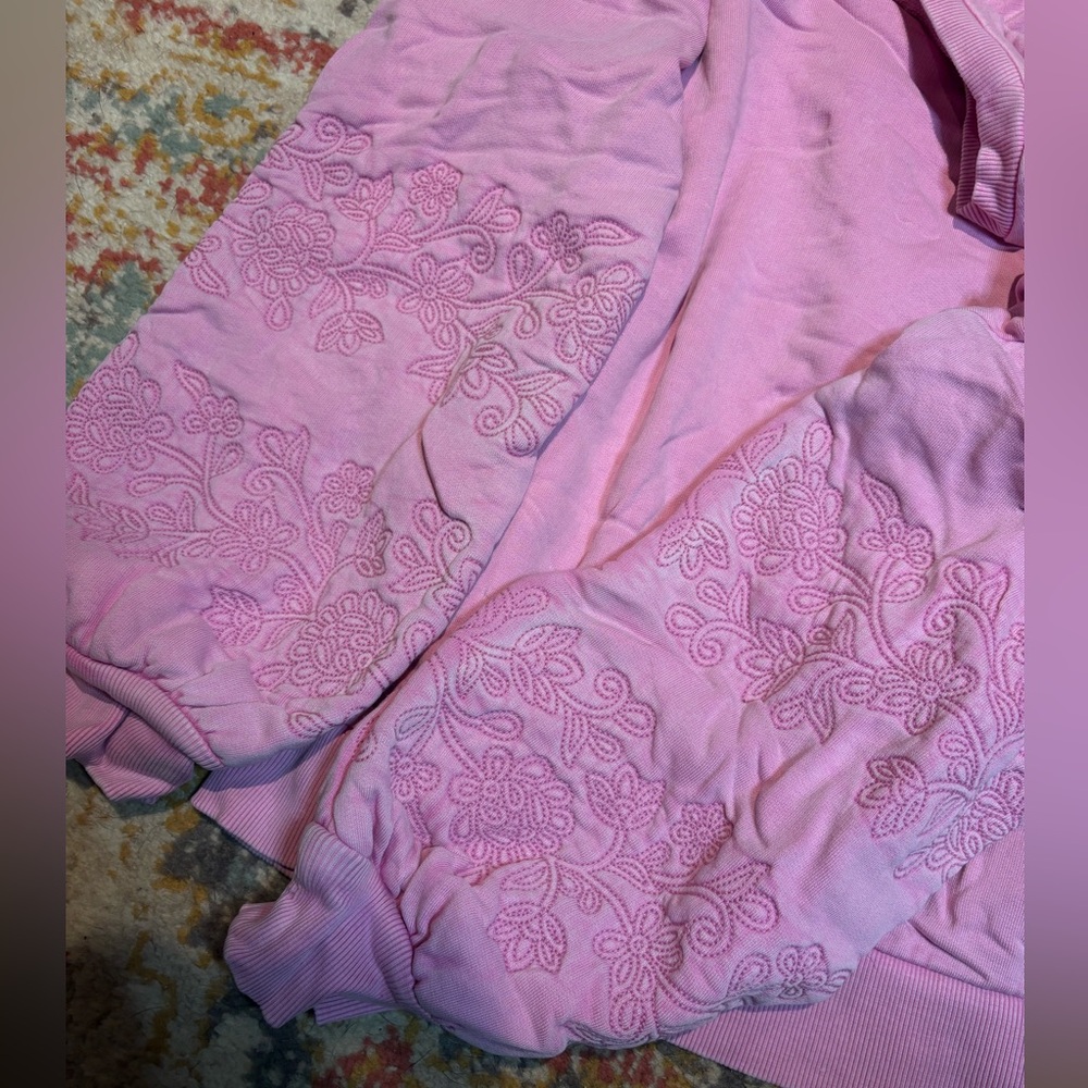 Wonderly Pink Sweatshirt with Embroidered Sleeves - Picture 5 of 6